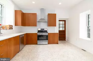 28 E Johnson St, Philadelphia, PA 19144 - Photo 7