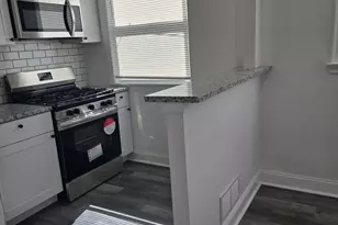 1304 Fanshawe St, Philadelphia, PA 19111 - Photo 19