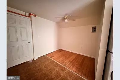 113 W Girard Avenue #2ND FLOOR, Philadelphia, PA 19123 - Photo 3