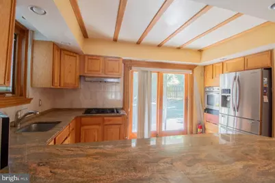 302 Crest Park Road, Philadelphia, PA 19119 - Photo 11