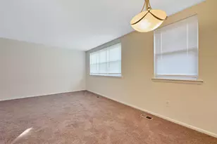 9754 E Roosevelt Blvd, Philadelphia, PA 19115 - Photo 11