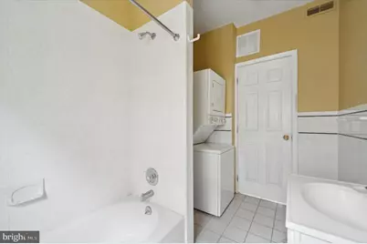 519 S 17th Street #3, Philadelphia, PA 19146 - Photo 5