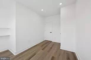 2142 E Letterly St, Philadelphia, PA 19125 - Photo 13