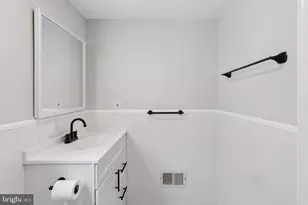 3804 Fairmount Ave, Philadelphia, PA 19104 - Photo 17