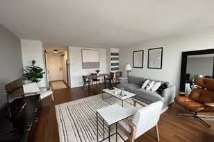 210 Locust St, Philadelphia, PA 19106 - Photo 3