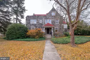 6323 Sherwood Rd, Philadelphia, PA 19151 - Photo 3