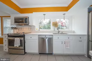 6323 Sherwood Rd, Philadelphia, PA 19151 - Photo 31