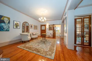 6323 Sherwood Rd, Philadelphia, PA 19151 - Photo 11