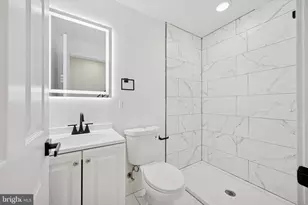 2142 E Letterly St, Philadelphia, PA 19125 - Photo 19