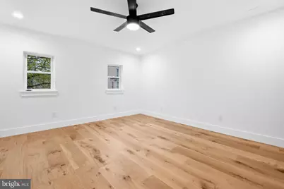 2049 E Letterly Street, Philadelphia, PA 19125 - Photo 13