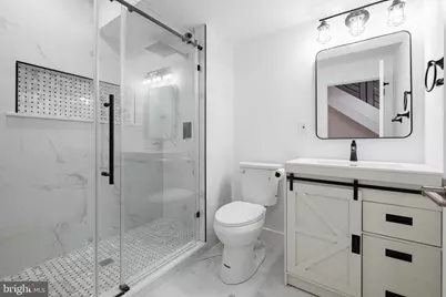 2049 E Letterly Street, Philadelphia, PA 19125 - Photo 25