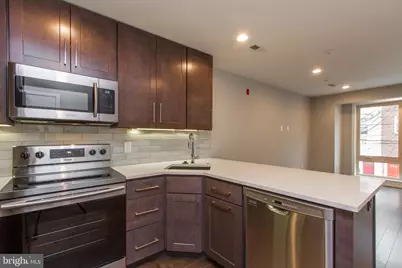 908 S 21st Street #B, Philadelphia, PA 19146 - Photo 3