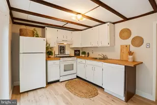 738 N Judson St, Philadelphia, PA 19130 - Photo 9