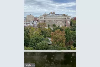 604 S Washington Square #1712, Philadelphia, PA 19106 - Photo 1