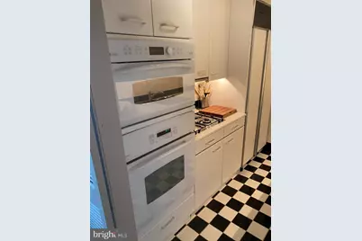 604 S Washington Square #1712, Philadelphia, PA 19106 - Photo 7