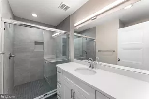 1407 N 8th St, Philadelphia, PA 19122 - Photo 19