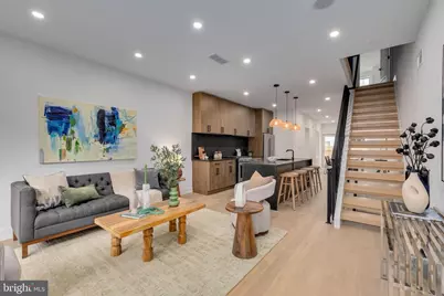 2139 Bainbridge Street, Philadelphia, PA 19146 - Photo 5