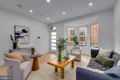 2139 Bainbridge Street, Philadelphia, PA 19146 - Photo 9