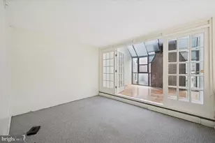 304 Delancey St, Philadelphia, PA 19106 - Photo 19