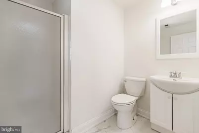 904 S 6th Street, Philadelphia, PA 19147 - Photo 17