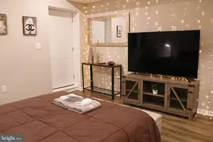 1950 N 19th St, Philadelphia, PA 19121 - Photo 17