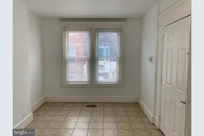 2424 S Reese Street S, Philadelphia, PA 19148 - Photo 9