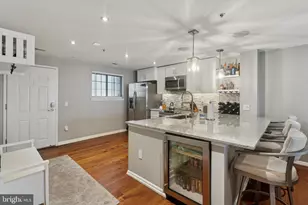 2 Leverington Ave, Philadelphia, PA 19127 - Photo 3