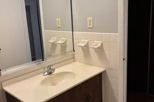 550 Arnold St, Philadelphia, PA 19111 - Photo 21