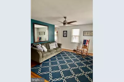 8012 Lawndale Avenue, Philadelphia, PA 19111 - Photo 11