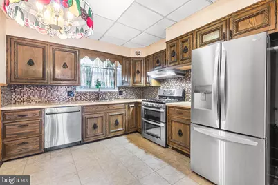 1711 Packer Avenue, Philadelphia, PA 19145 - Photo 11