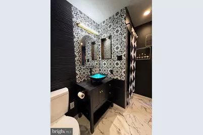 1601 Spring Garden Street #318, Philadelphia, PA 19130 - Photo 21