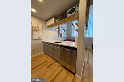 1601 Spring Garden Street #318, Philadelphia, PA 19130 - Photo 15