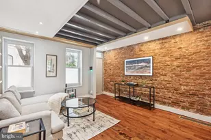 2038 Montrose St, Philadelphia, PA 19146 - Photo 5