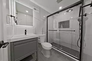 1307 N Randolph St, Philadelphia, PA 19122 - Photo 27