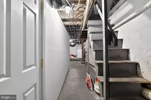 1947 Penfield St, Philadelphia, PA 19138 - Photo 15