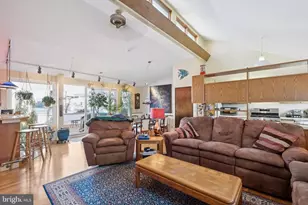 315 N Front St, Philadelphia, PA 19106 - Photo 13