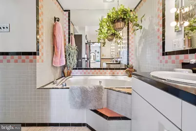 315 N Front Street #315, Philadelphia, PA 19106 - Photo 9