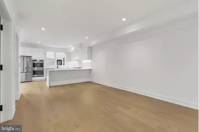 660 Fairmount Avenue, Philadelphia, PA 19123 - Photo 3