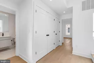 635 N 7th St, Philadelphia, PA 19123 - Photo 13