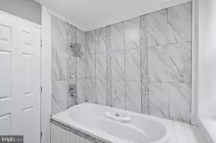 2025 S 22nd St, Philadelphia, PA 19145 - Photo 23