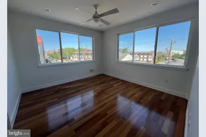 678 N 13th Street, Philadelphia, PA 19123 - Photo 11