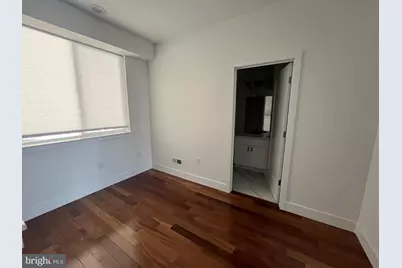 678 N 13th Street, Philadelphia, PA 19123 - Photo 19