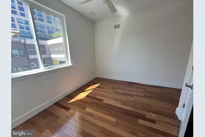 678 N 13th Street, Philadelphia, PA 19123 - Photo 17