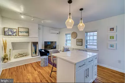 1026 Pine Street, Philadelphia, PA 19107 - Photo 5