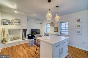 1026 Pine St, Philadelphia, PA 19107 - Photo 5