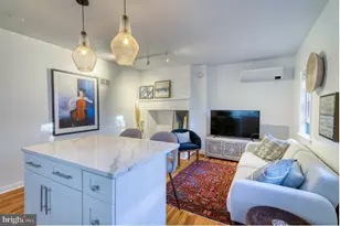 1026 Pine St, Philadelphia, PA 19107 - Photo 7