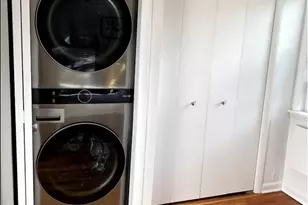 1026 Pine St, Philadelphia, PA 19107 - Photo 19