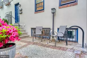 1026 Pine St, Philadelphia, PA 19107 - Photo 43