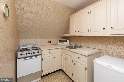 8401 Saint Martins Lane, Philadelphia, PA 19118 - Photo 39