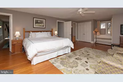 8401 Saint Martins Lane, Philadelphia, PA 19118 - Photo 33